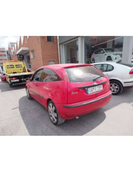 ford focus berlina (cak) del año 2004