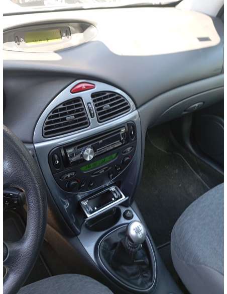 citroën c5 berlina del año 2003