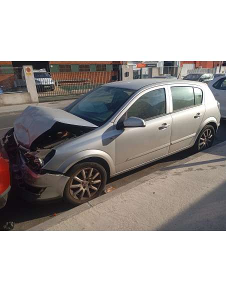 opel astra h berlina del año 2007