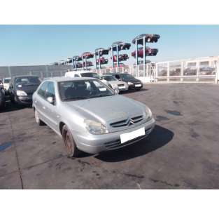 citroën xsara berlina del año 2002