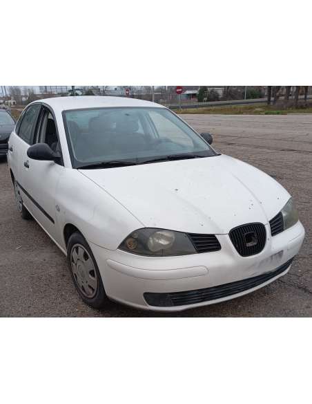 seat ibiza (6l1) del año 2003