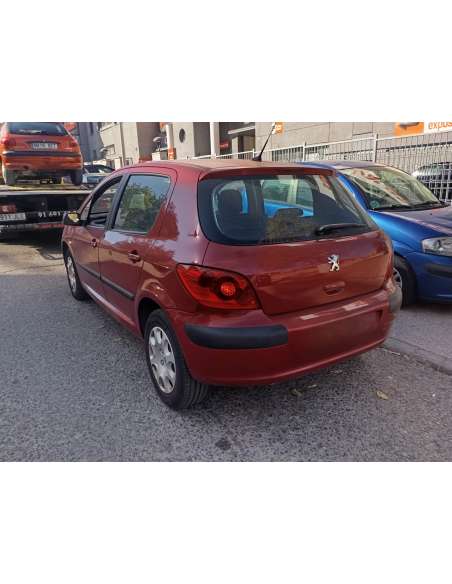 peugeot 307 berlina (s2) del año 2007