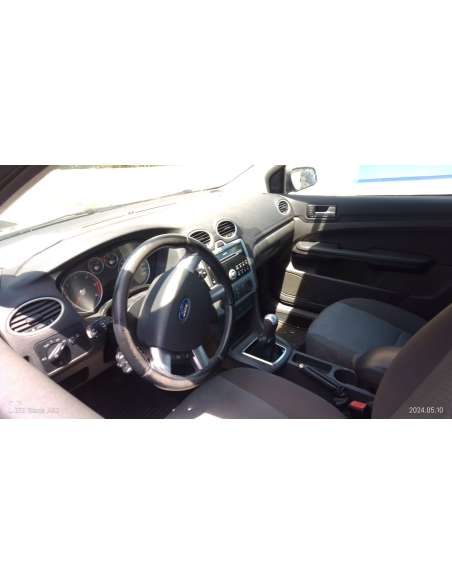 ford focus berlina (cap) del año 2007