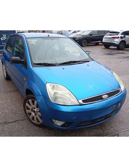 ford fiesta (cbk) del año 2004