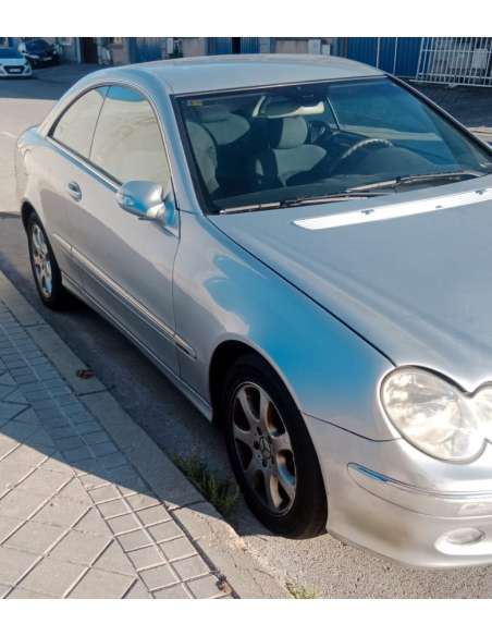 mercedes-benz clase clk (w209) coupe del año 2003