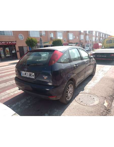 ford focus berlina (cak) del año 2001