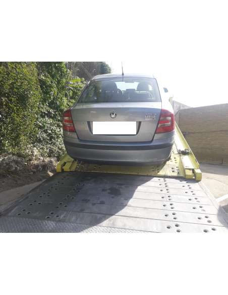 skoda octavia berlina (1z3) del año 2004