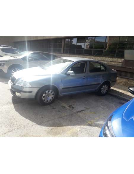 skoda octavia berlina (1z3) del año 2004