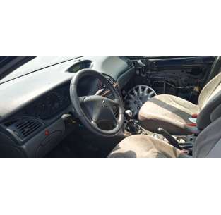 citroën c5 berlina del año 2001 2