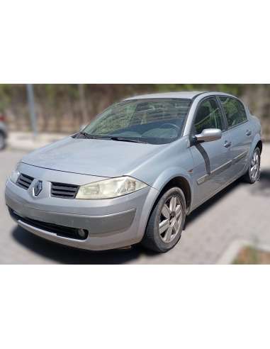 renault megane ii classic berlina del año 2004