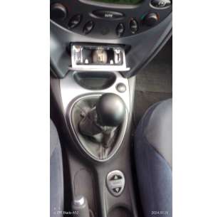 citroën c5 berlina del año 2004 2