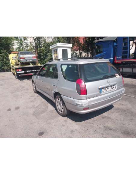 peugeot 306 break del año 2001