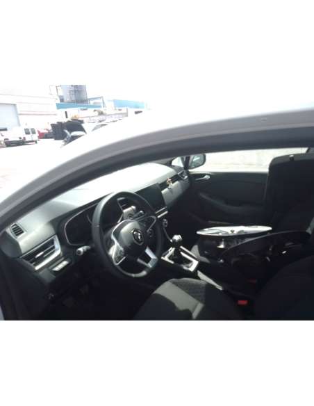 renault clio v del año 2020