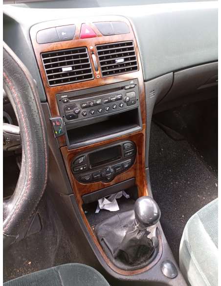 peugeot 307 (s1) del año 2001