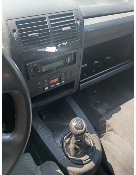 audi a2 (8z) del año 2002