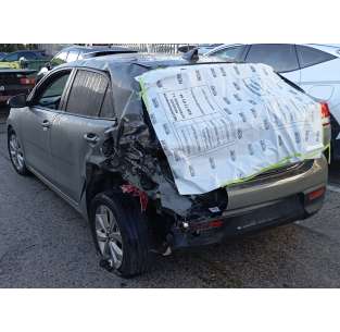 kia rio (yb) del año 2023 2