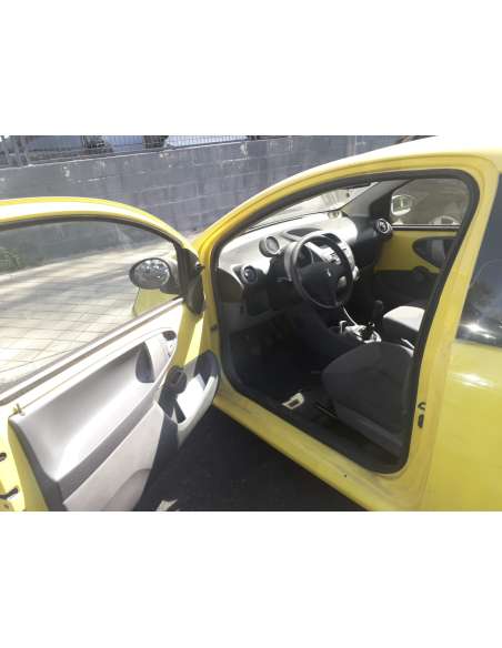 peugeot 107 del año 2006