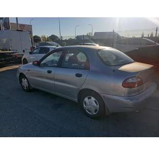 daewoo lanos del año 1997 2