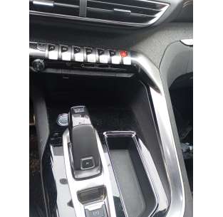 peugeot 3008 del año 2021 2