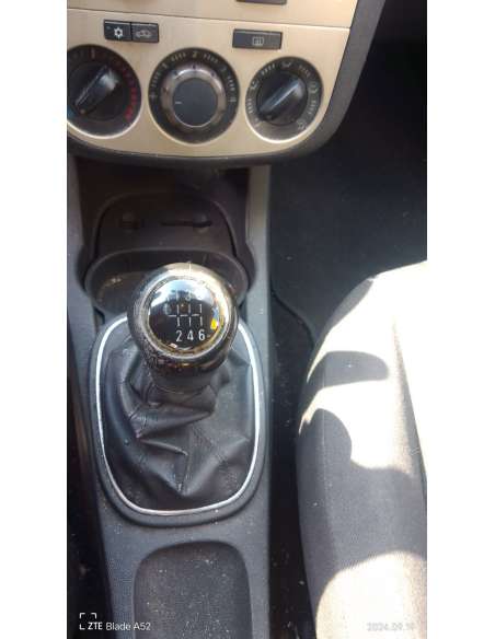 opel corsa d del año 2008