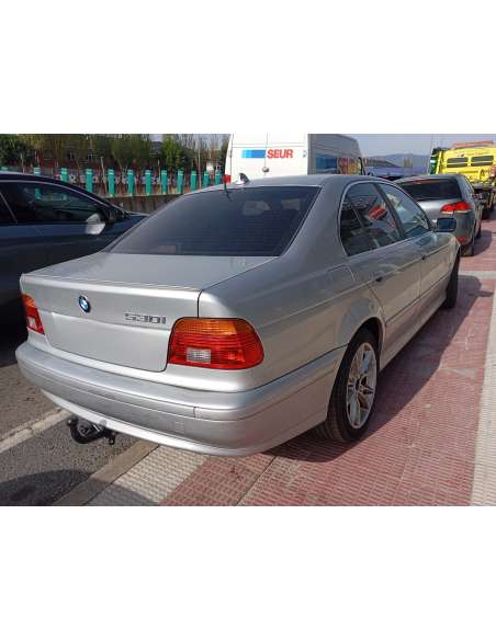 bmw serie 5 berlina (e39) del año 2002