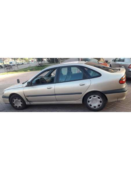 renault laguna (b56) del año 2000
