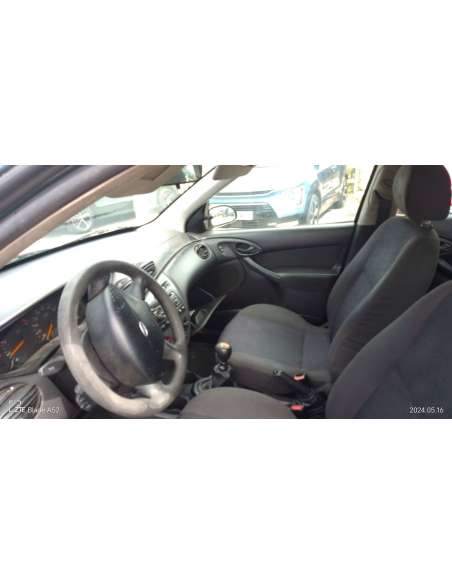 ford focus berlina (cak) del año 2002