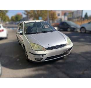 ford focus berlina (cak) del año 2004