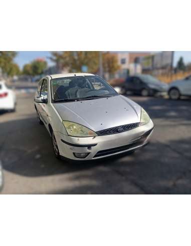 ford focus berlina (cak) del año 2004