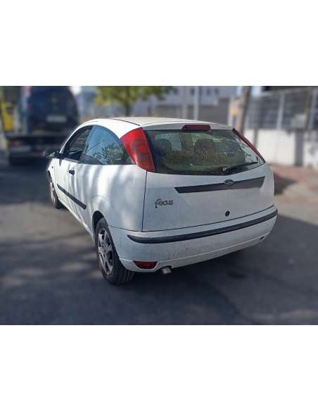 ford focus berlina (cak) del año 2004