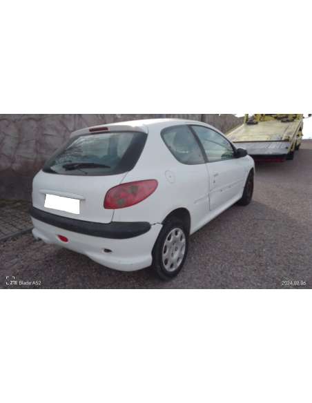 peugeot 206 berlina del año 2004
