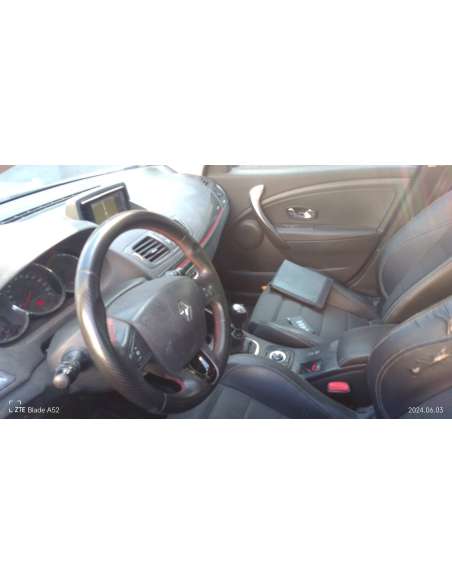 renault megane iii berlina 5 p del año 2013
