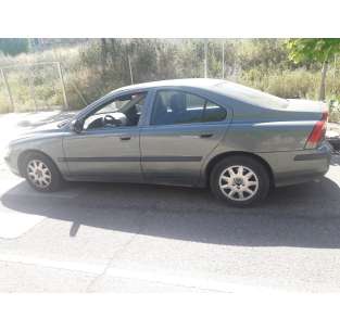volvo s60 berlina del año 2002 2