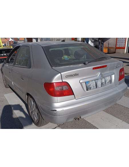 citroën xsara berlina del año 2001