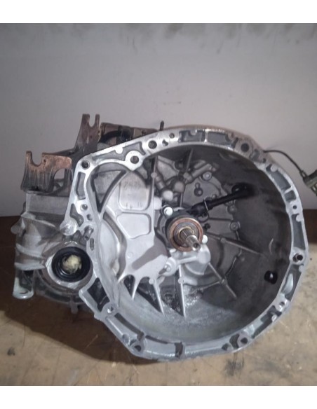 Recambio de caja cambios para renault megane ii berlina 5p 1.9 dci diesel referencia OEM IAM ND0008  