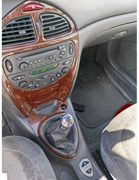 citroën c5 berlina del año 2003