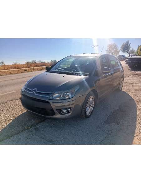 citroën c4 berlina del año 2004