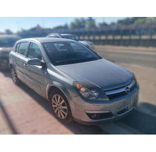 opel astra h berlina del año 2005