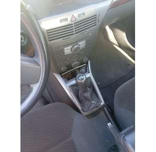 opel astra h berlina del año 2005 2