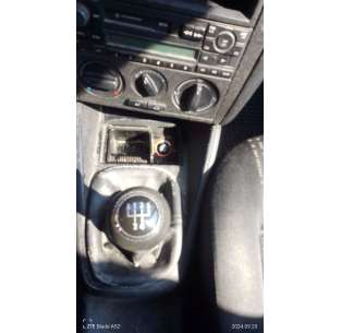 volkswagen golf iv berlina (1j1) del año 2002 2