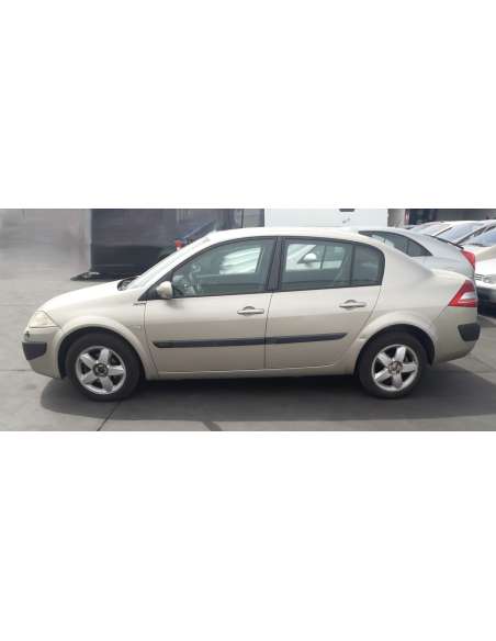 renault megane ii classic berlina del año 2006