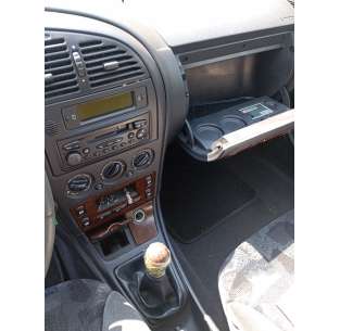 citroën xsara berlina del año 2002 2