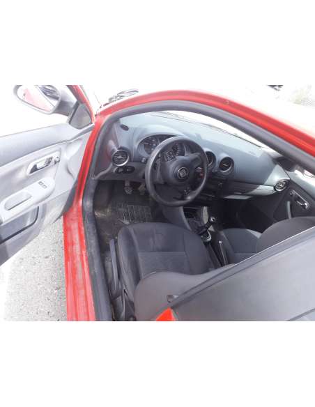 seat ibiza (6l1) del año 2007