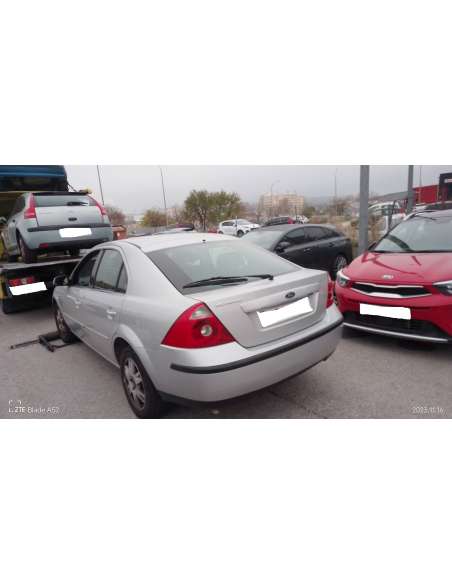 ford mondeo berlina (ge) del año 2004