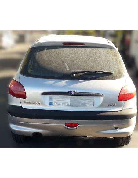 peugeot 206 berlina del año 2002