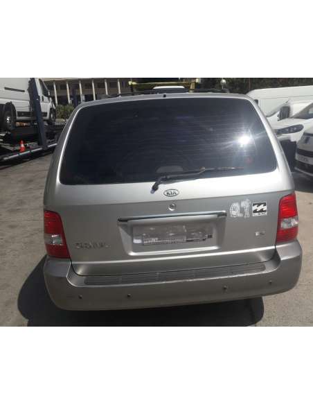 kia carnival ii del año 2005