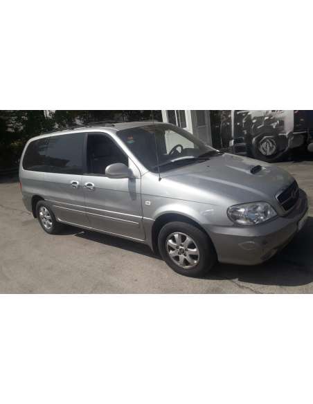 kia carnival ii del año 2005
