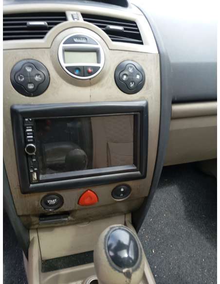 renault megane ii berlina 5p del año 2006