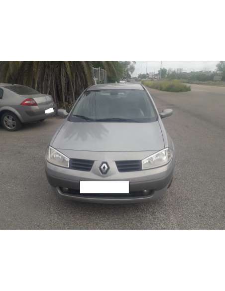 renault megane ii classic berlina del año 2005