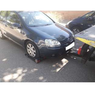 volkswagen golf v berlina (1k1) del año 2004